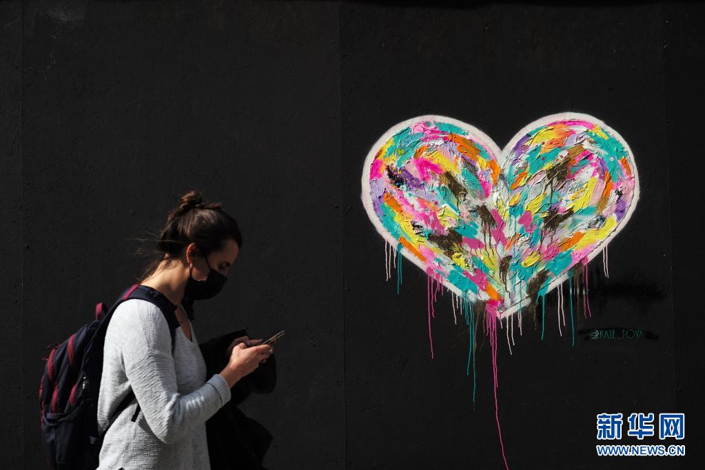 全球累计新冠确诊超2亿：疫情反弹、变异病毒等抗疫关键词